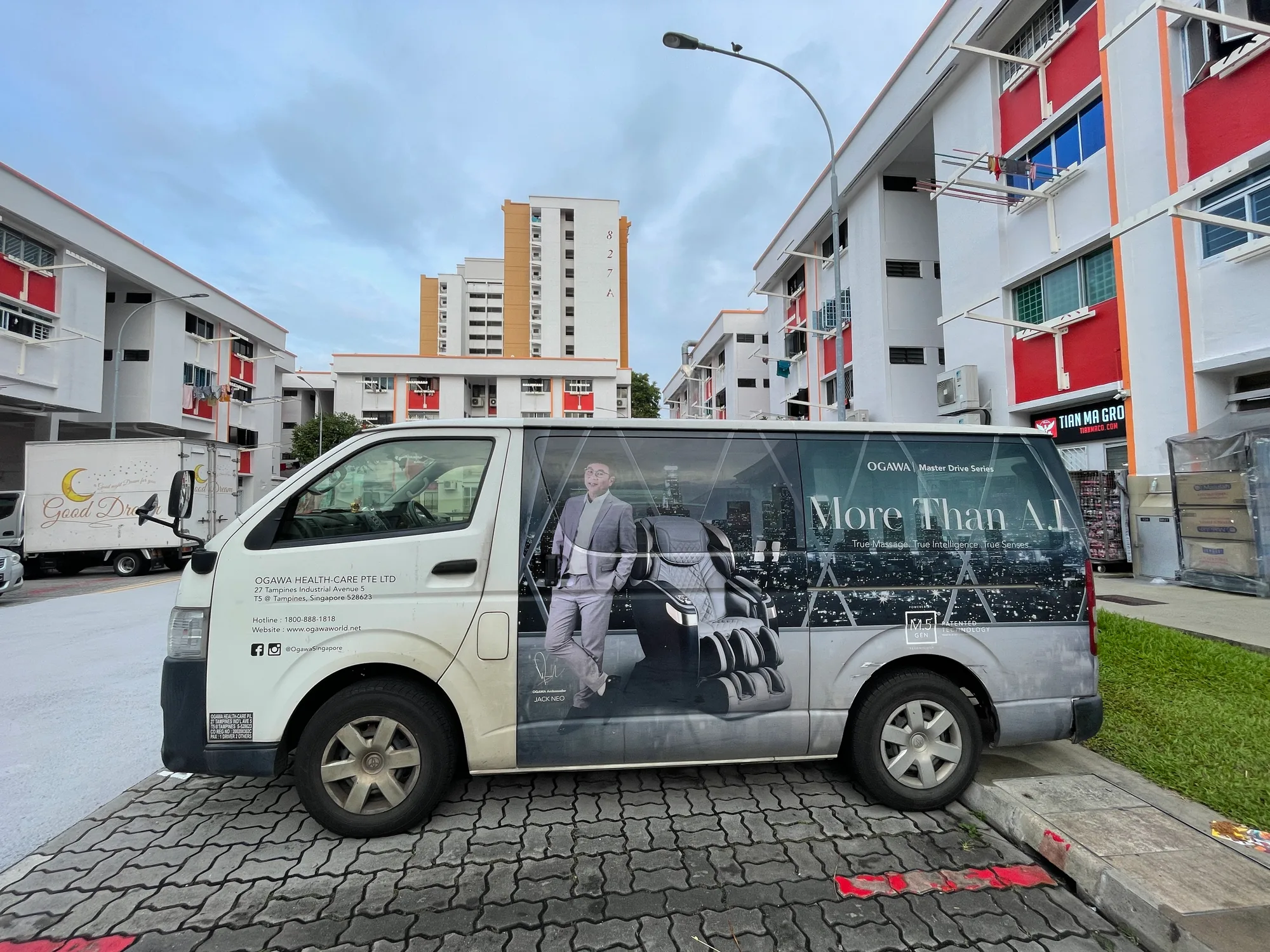Ogawa Van Jack Neo - advertising & publications by Macrostudios Singapore