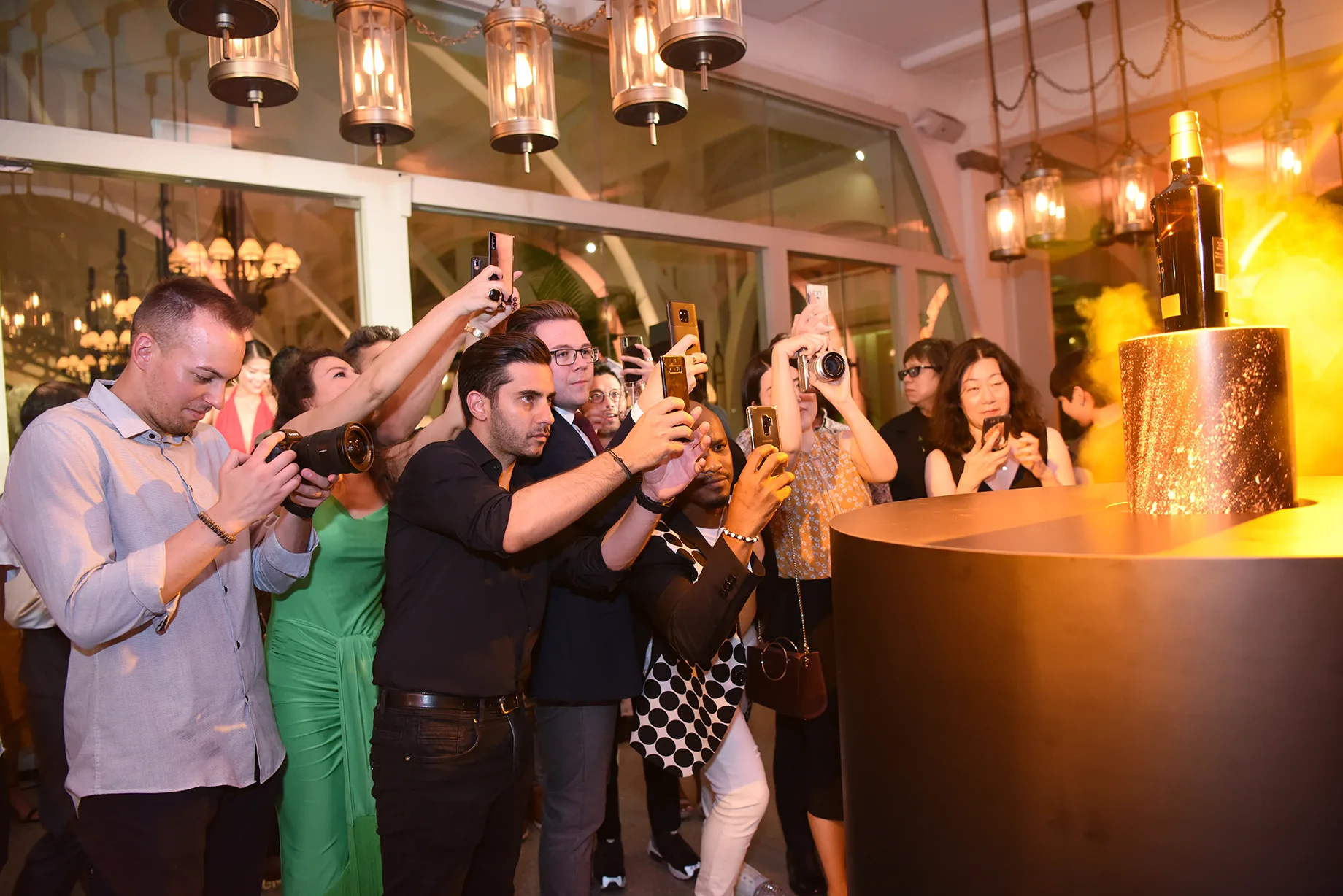 Corporate Events photography in Singapore by Macrostudios