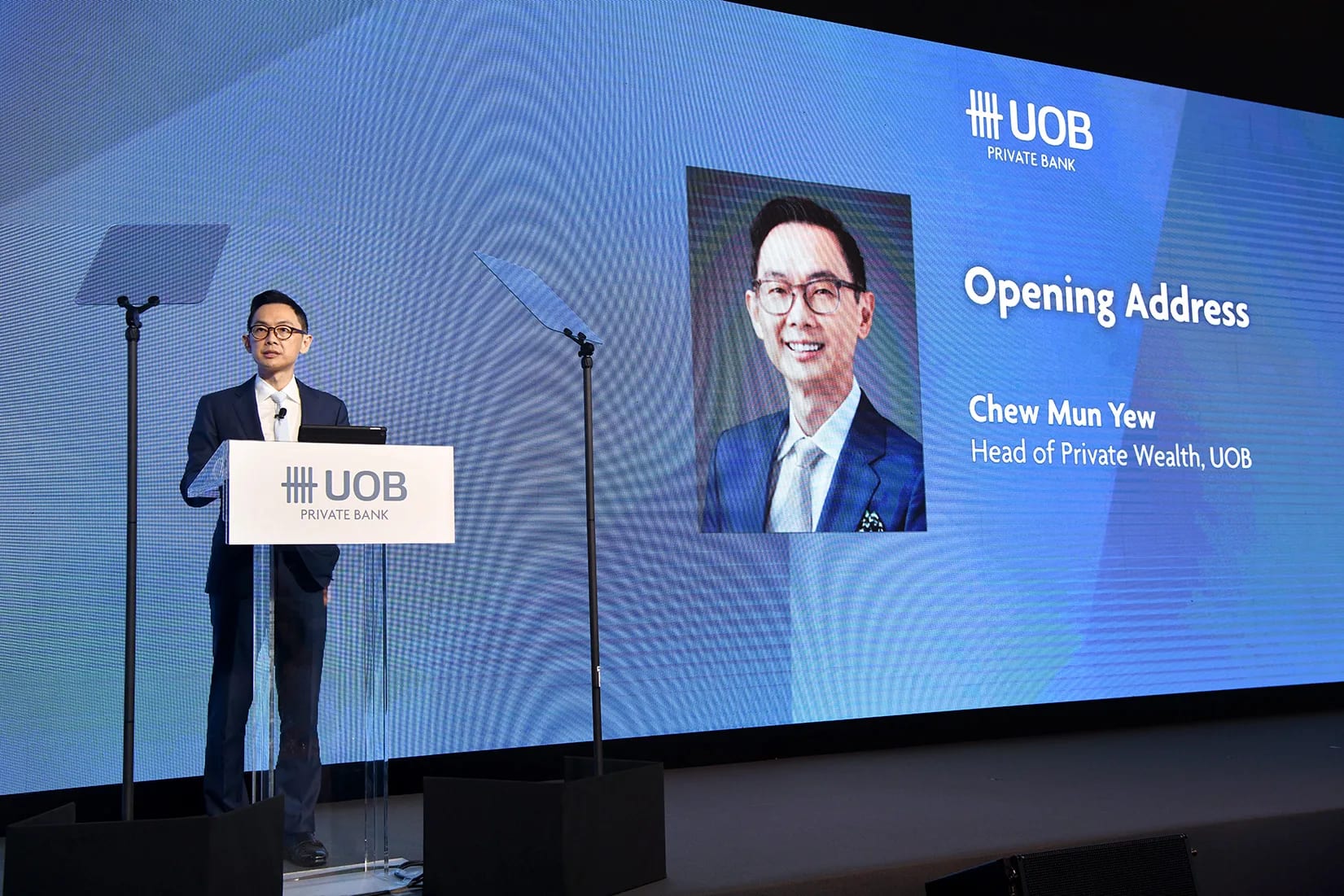 Uob Investment Forum - corporate events by Macrostudios Singapore